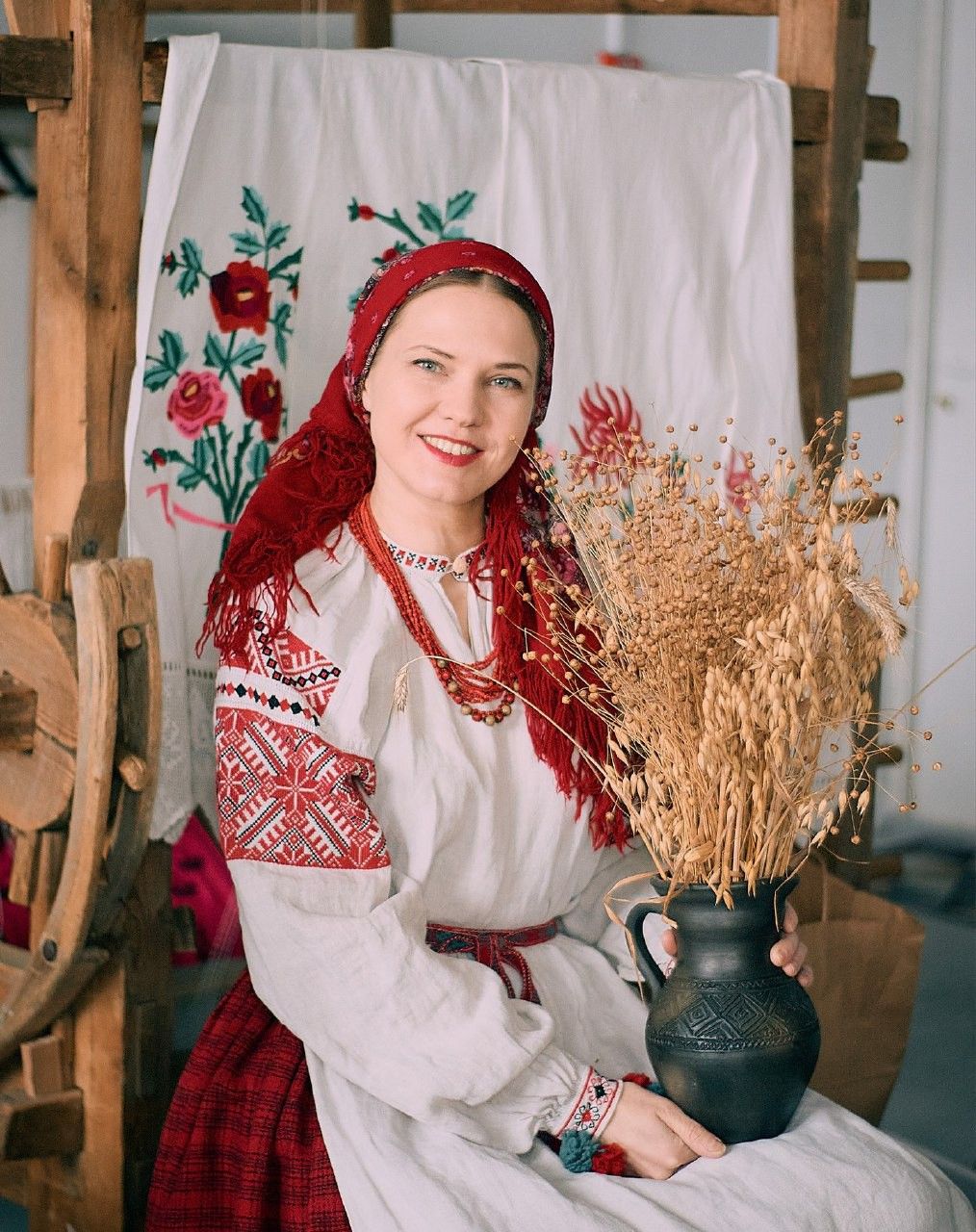 Women in Slavic costumes in Handan