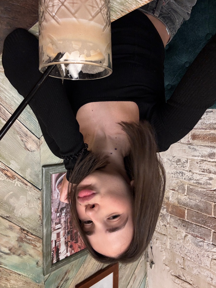 Fresh photos, fresh mood — Tina online in Handan